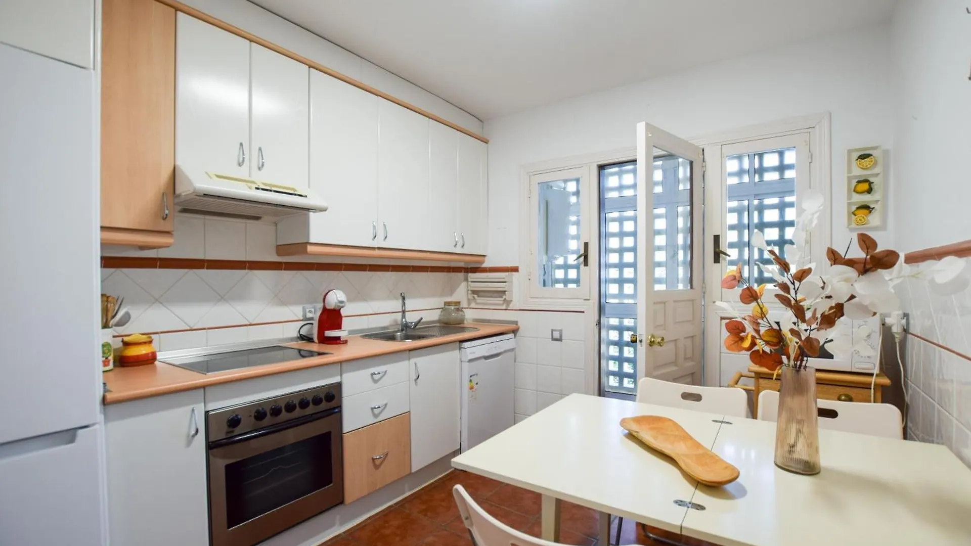 Excelente Piso Sobre El Mar Con Garaje Apartment Estepona 0*,  Spain